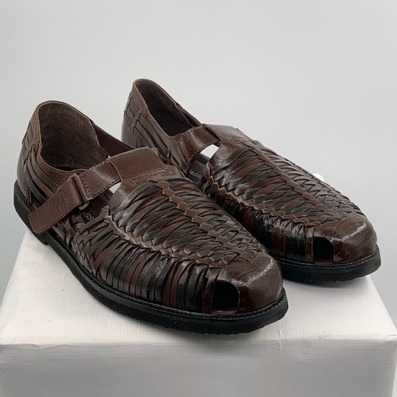 NWT NIB Deer Stags Men’s Bamboo 2 Brown Comfort Huarache Sandals Shoes